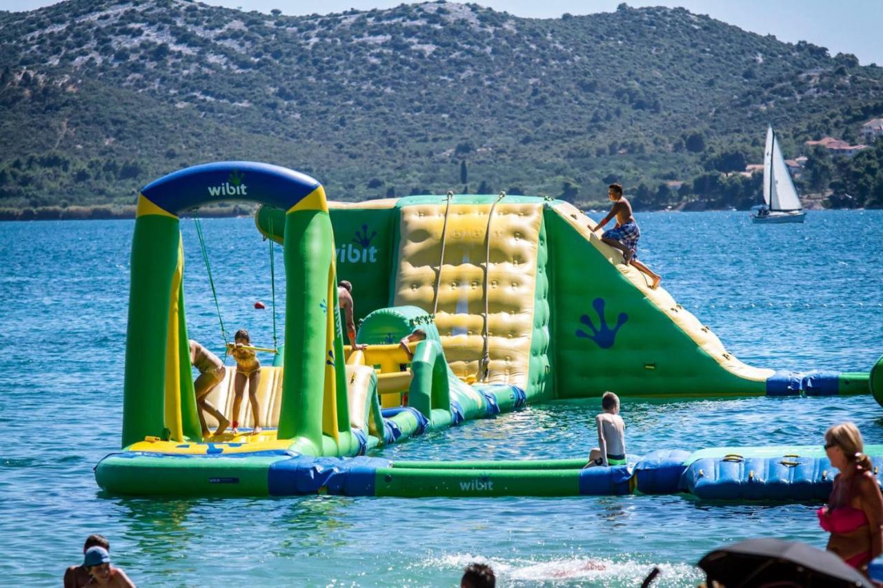 Biograd Mobile Home Oasis Biograd Na Moru Exteriör bild