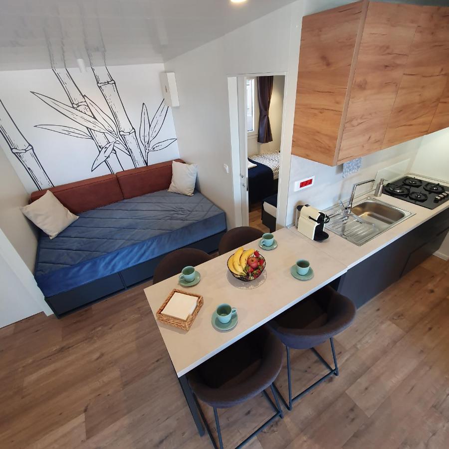 Biograd Mobile Home Oasis Biograd Na Moru Exteriör bild